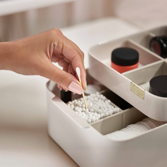 Viva Cosmetic Organizer with Drawer by Joseph Joseph - Picture 5 of 7